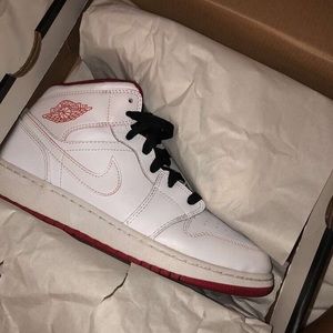 Air Jordan 1 MD